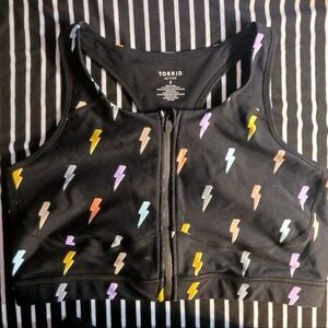 Torrid zip front sports bra size 2